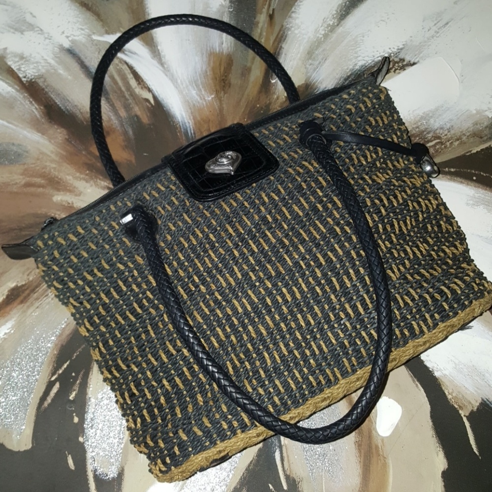 Brighton Handbag - Picture 2 of 6